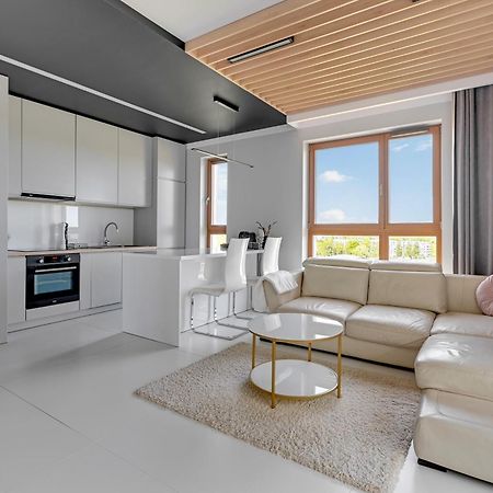 Zajezdnia Wrzeszcz Seaside & Parking By Downtown Apartments 格但斯克 客房 照片