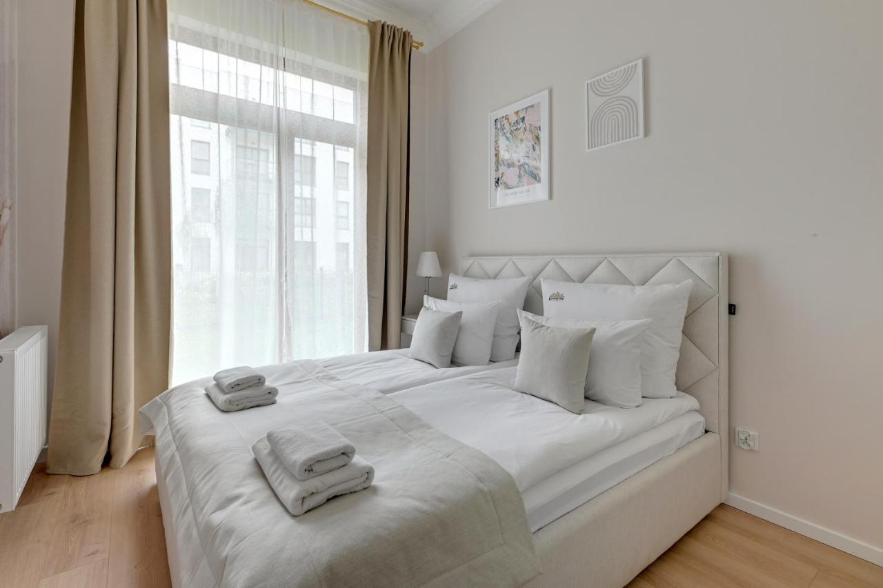 Zajezdnia Wrzeszcz Seaside & Parking By Downtown Apartments 格但斯克 外观 照片