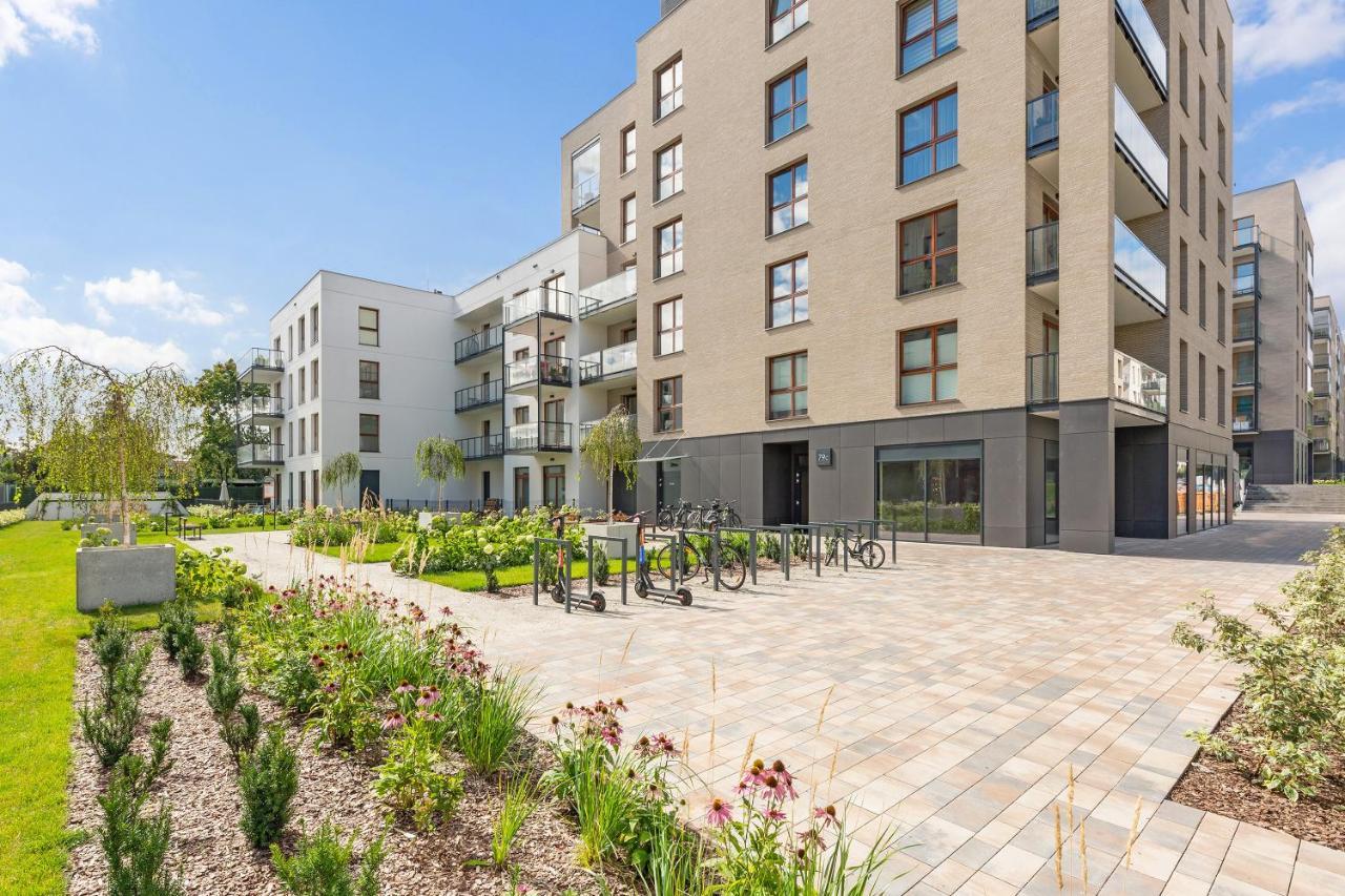 Zajezdnia Wrzeszcz Seaside & Parking By Downtown Apartments 格但斯克 外观 照片