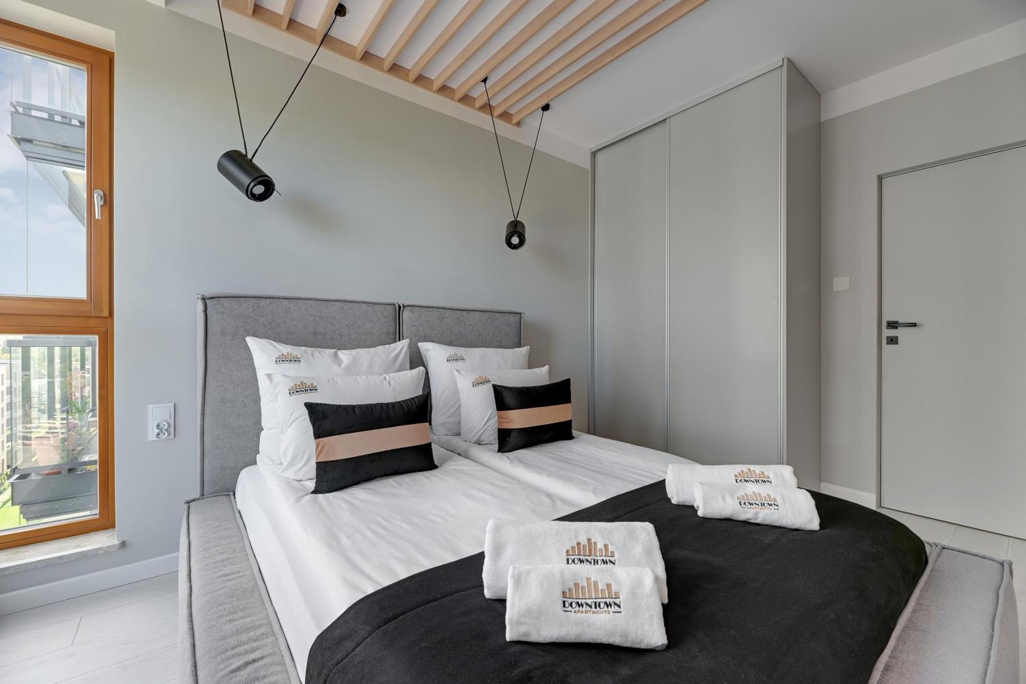 Zajezdnia Wrzeszcz Seaside & Parking By Downtown Apartments 格但斯克 外观 照片