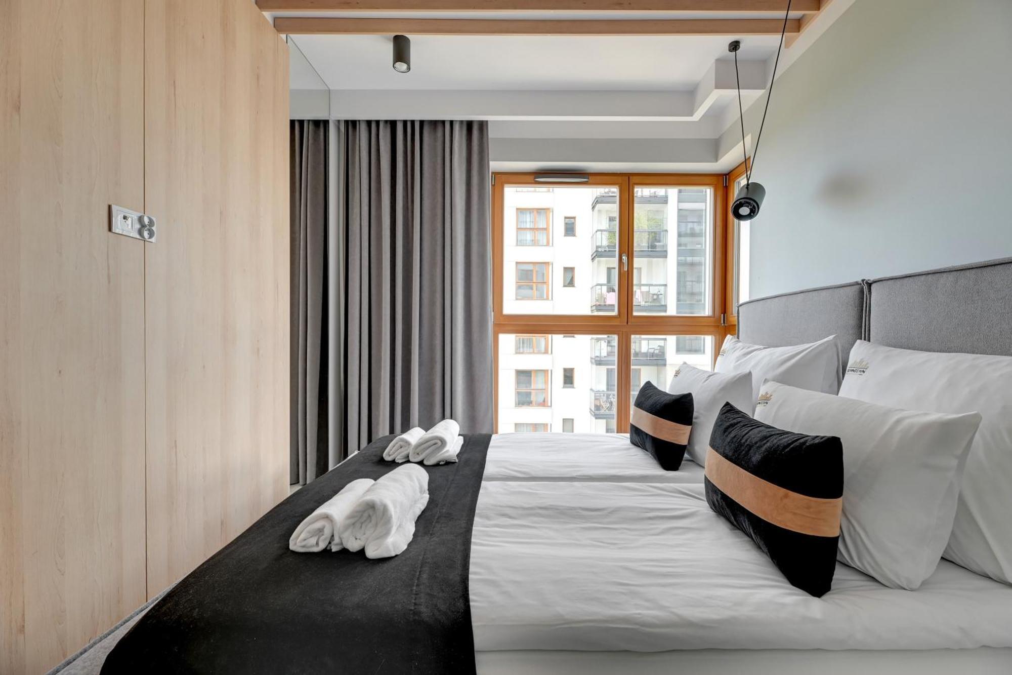 Zajezdnia Wrzeszcz Seaside & Parking By Downtown Apartments 格但斯克 客房 照片