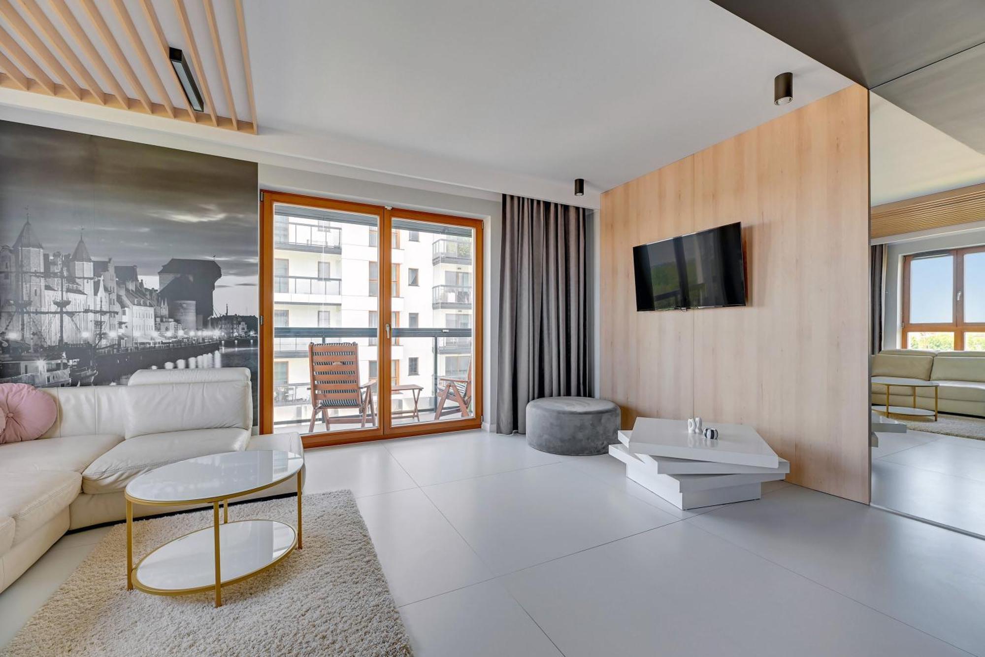 Zajezdnia Wrzeszcz Seaside & Parking By Downtown Apartments 格但斯克 客房 照片
